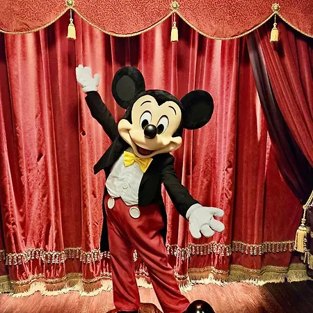 Apartmán Easy Check-in 8 Mins Disneyland 35 Mins Paris Free Starbucks Coffee Parking Wifi *